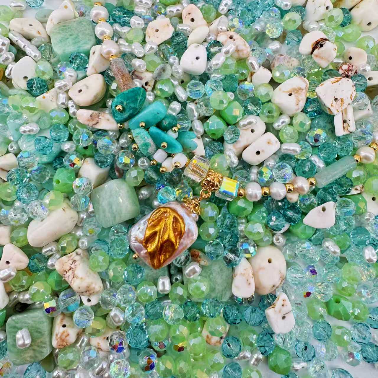 (Fantasy) Chic-Seafoam serenity