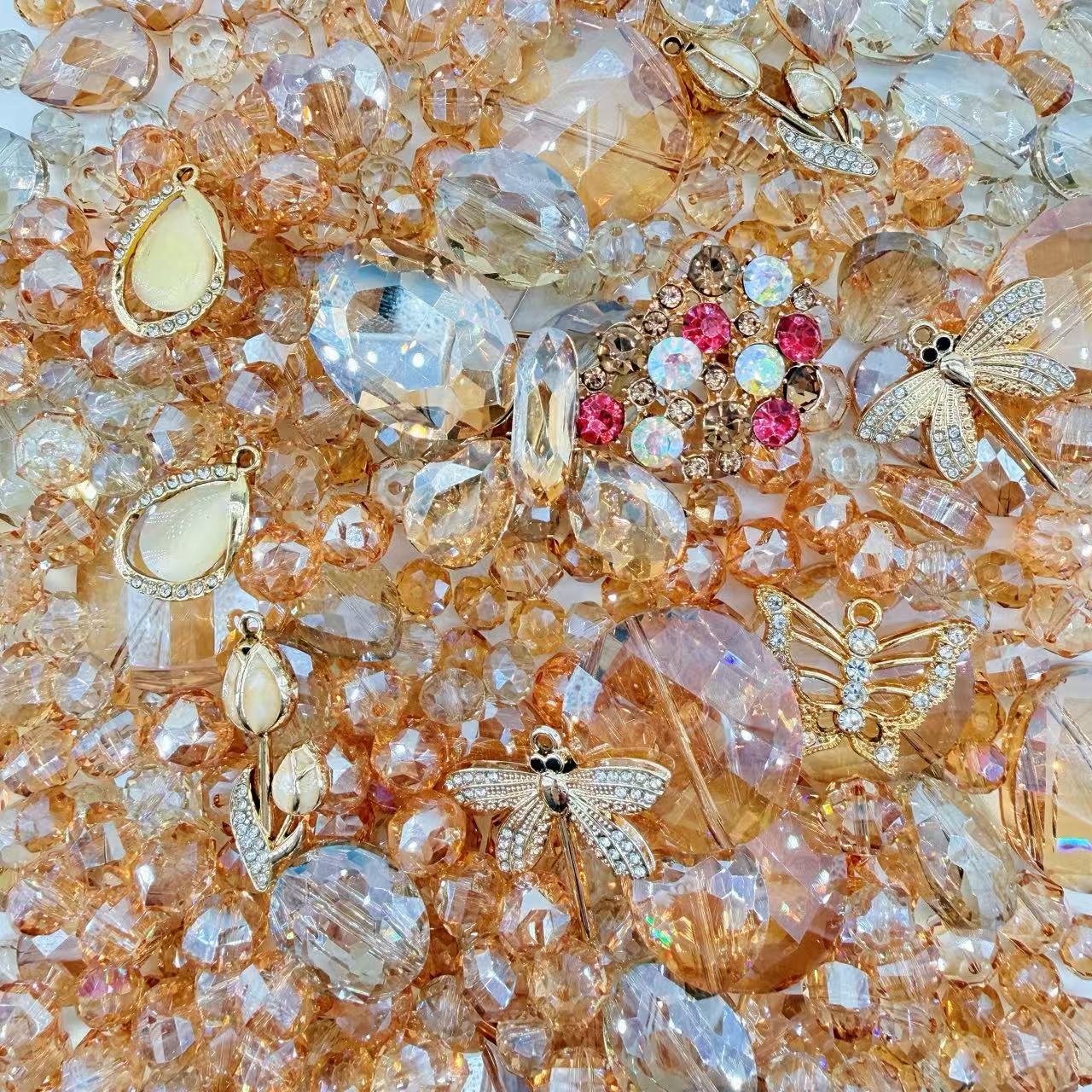 (Fantasy) Giant Luxury-Golden Dragonfly Bliss