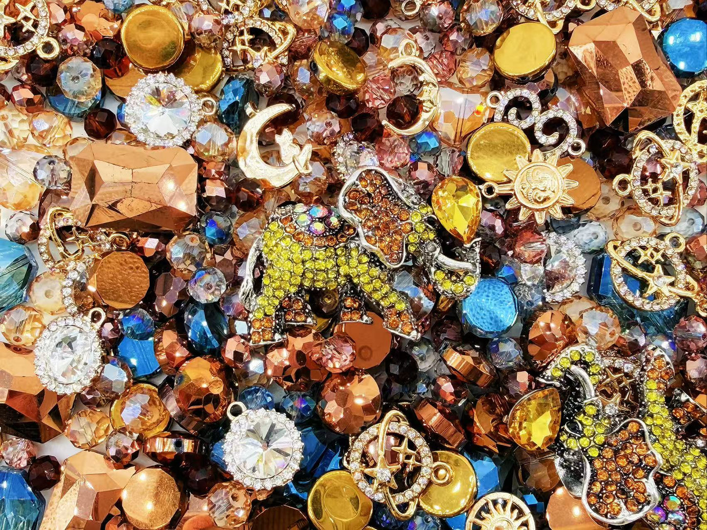 (Fantasy)Giant Luxury-Amber Elephant Anthem