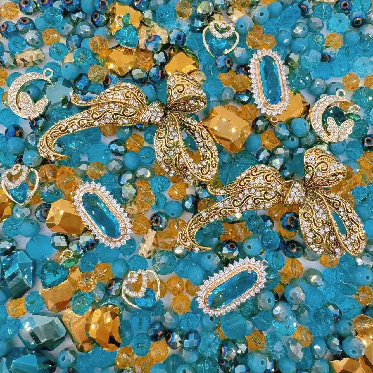 (Artist) Giant Luxury-Coastal Charm