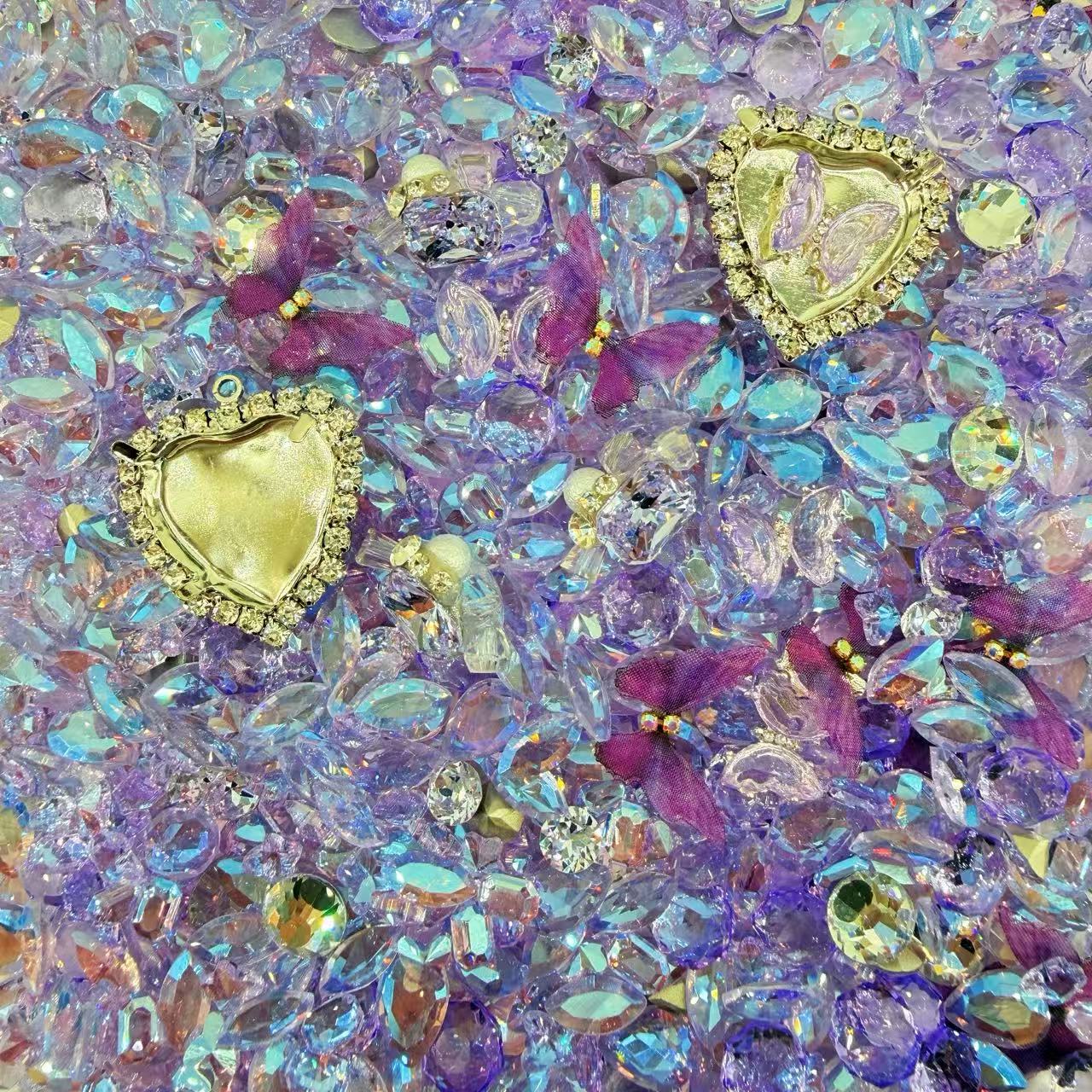 (Artist)Pendant-WonderLand