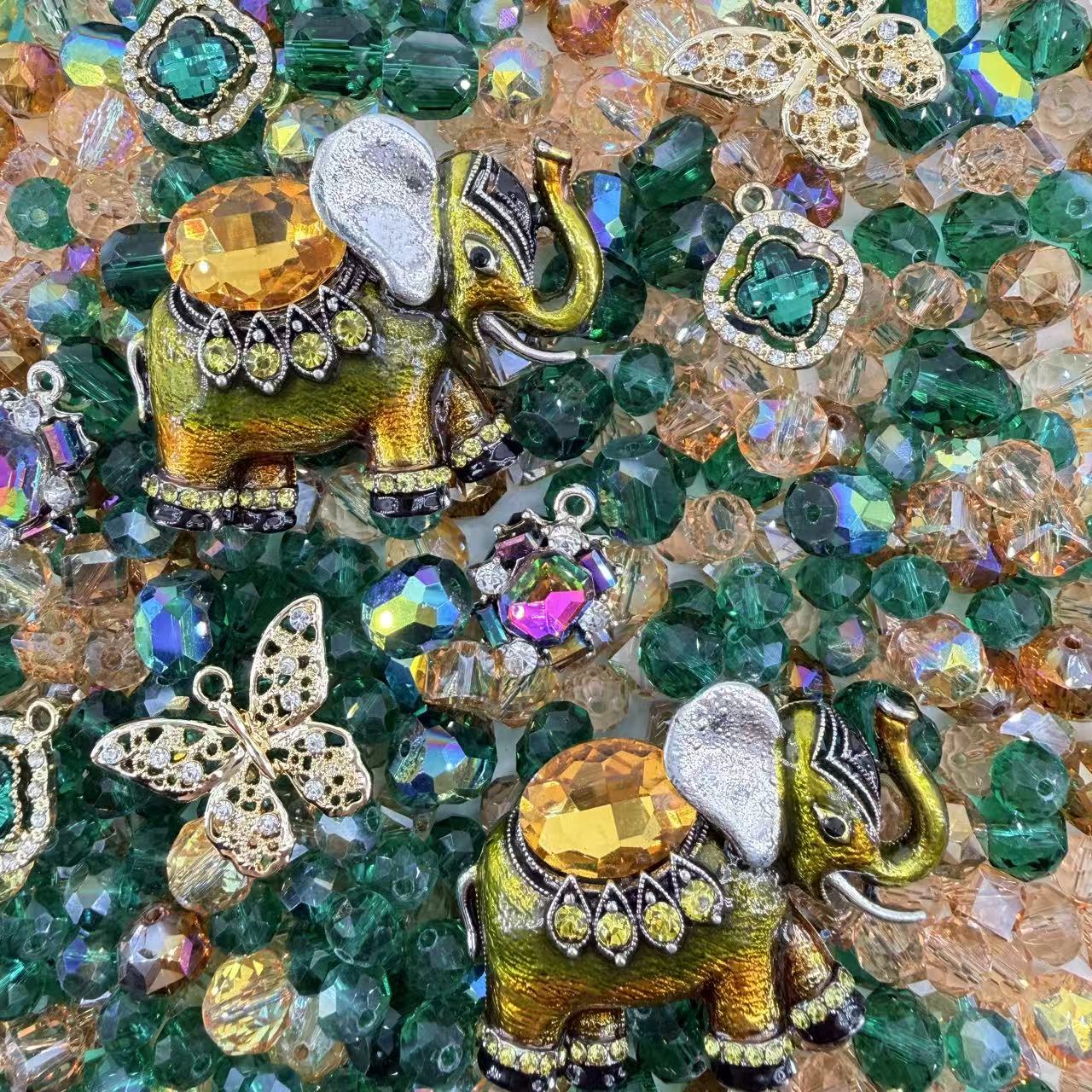 (Artist)Giant Luxury-Golden Jungle