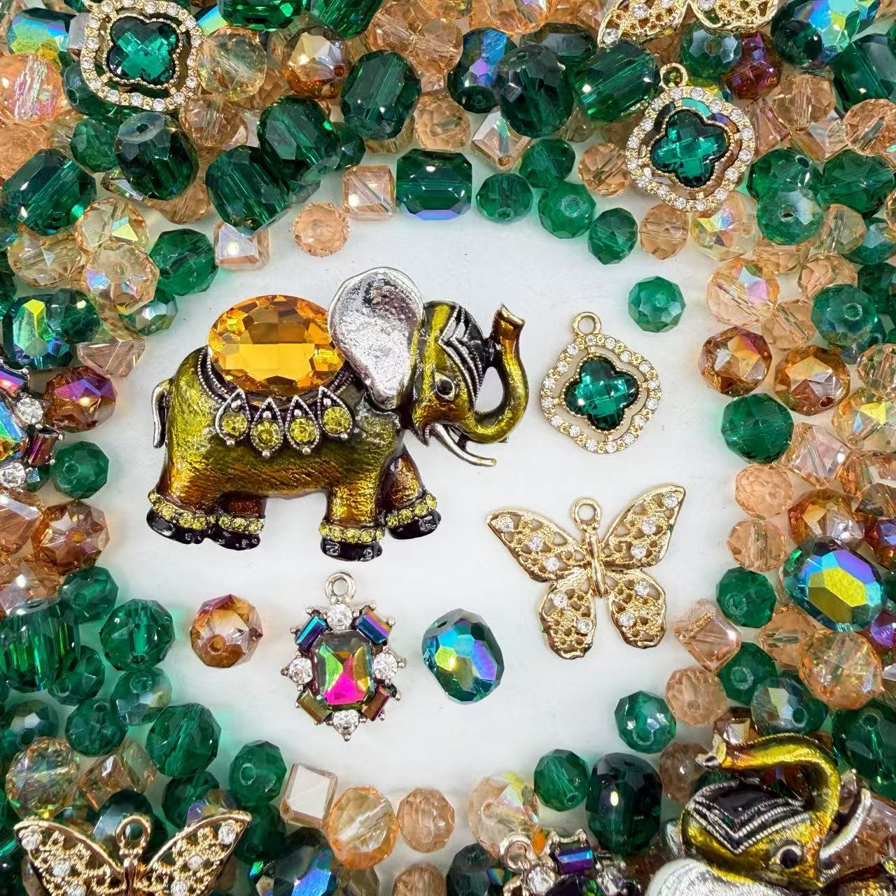 (Artist)Giant Luxury-Golden Jungle