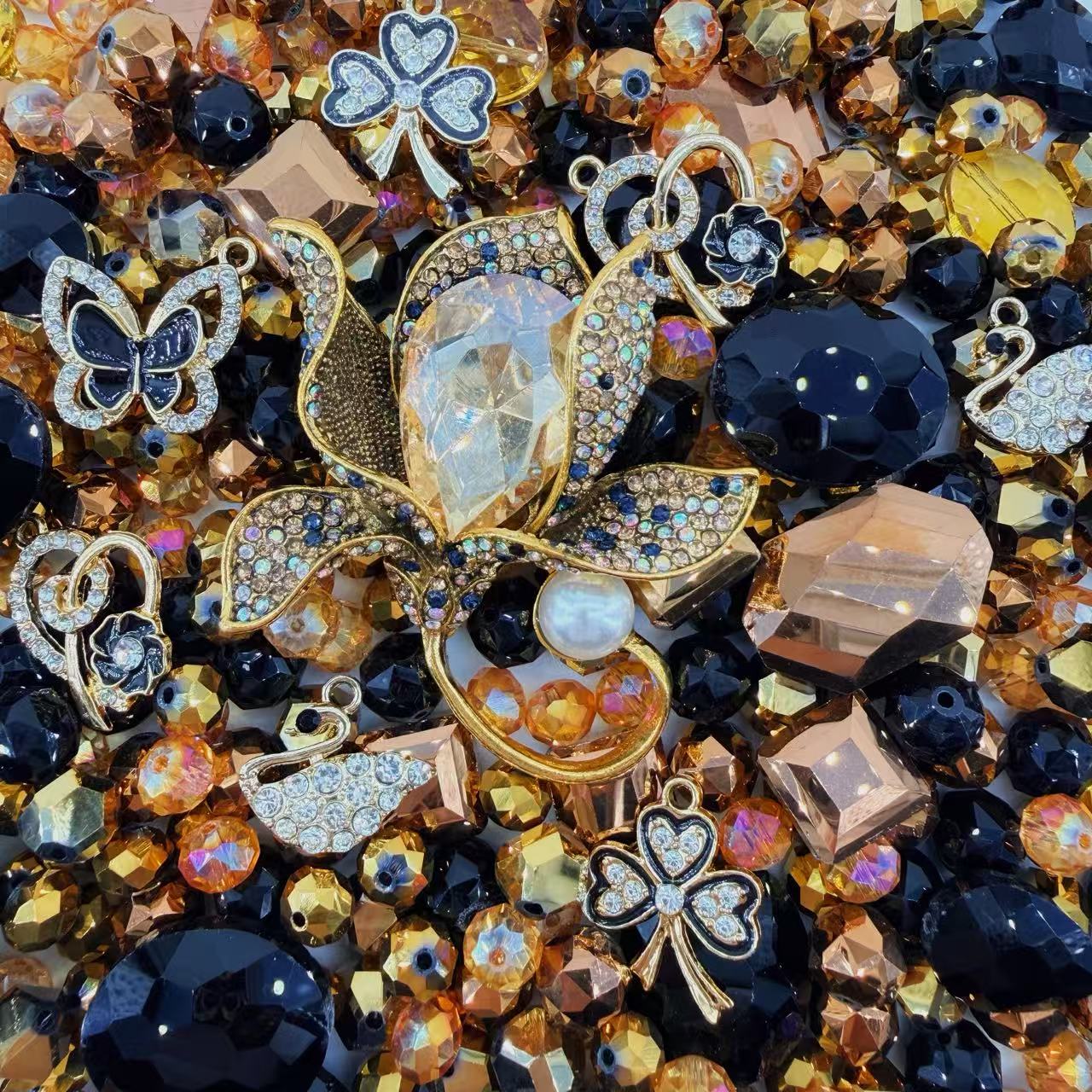 (Fantasy)Giant Luxury-Rich Aesthetic