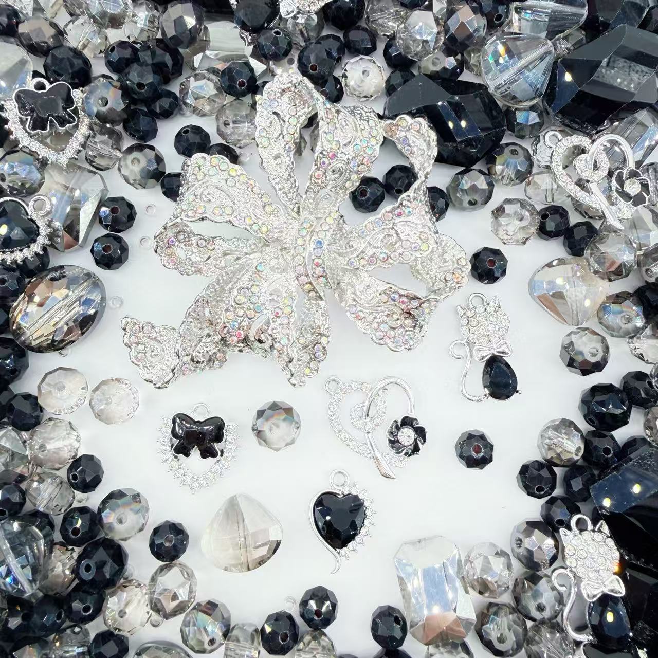 (Fantasy)Giant Luxury-Monochrome Muse