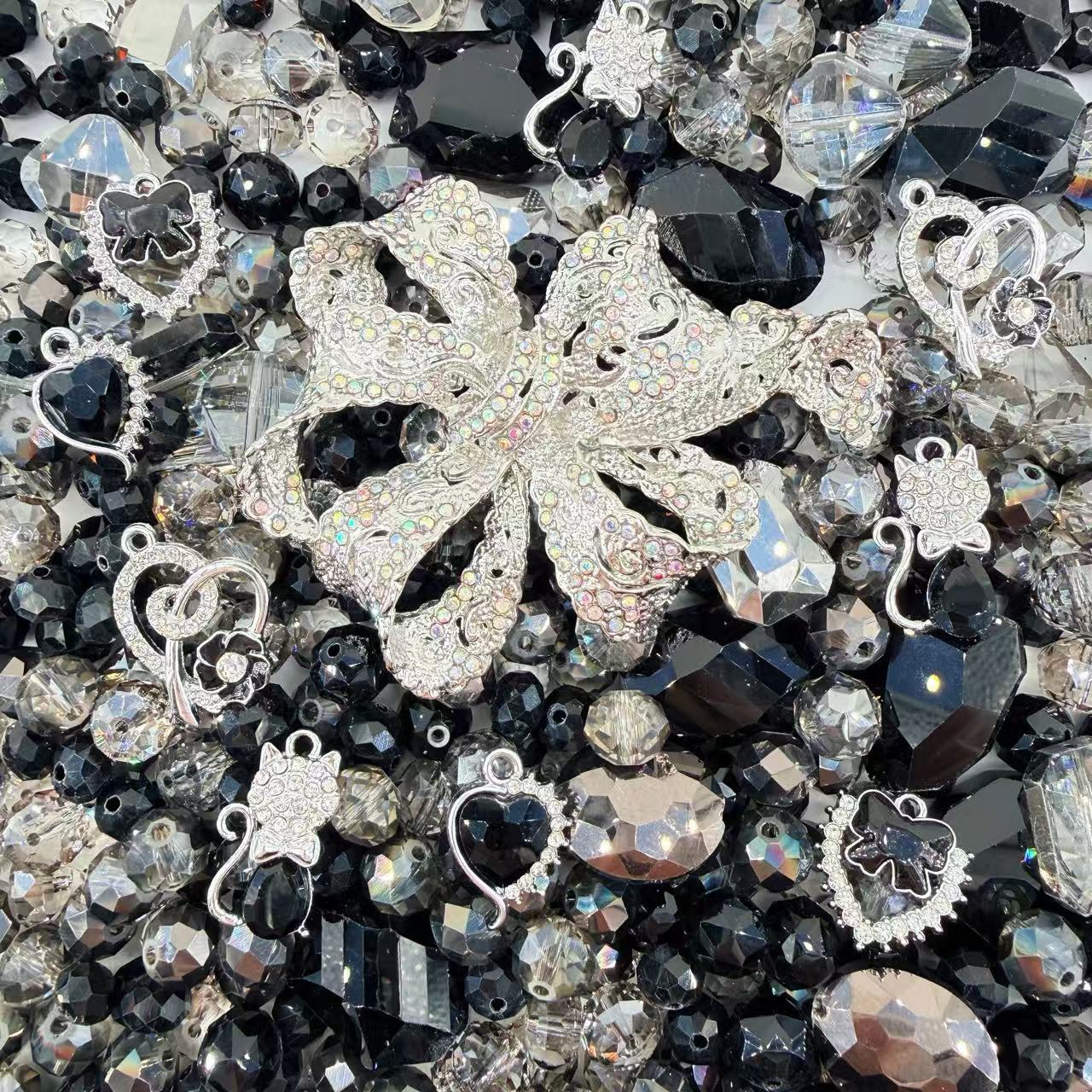 (Fantasy)Giant Luxury-Monochrome Muse