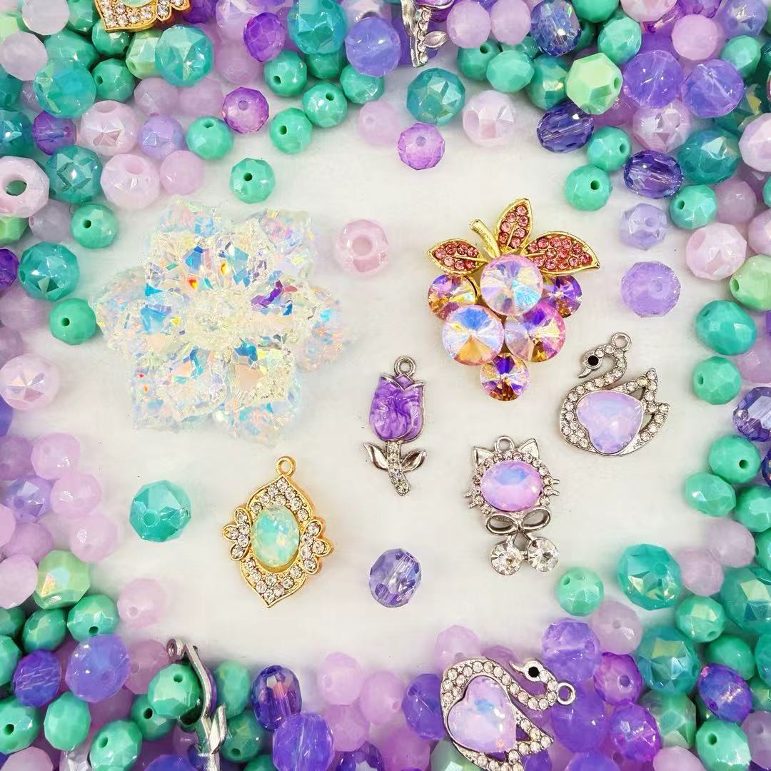 (Fantasy)Giant Luxury-Prismatic Swan