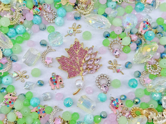 (Artist) Giant Luxury- Elphaba & Glinda