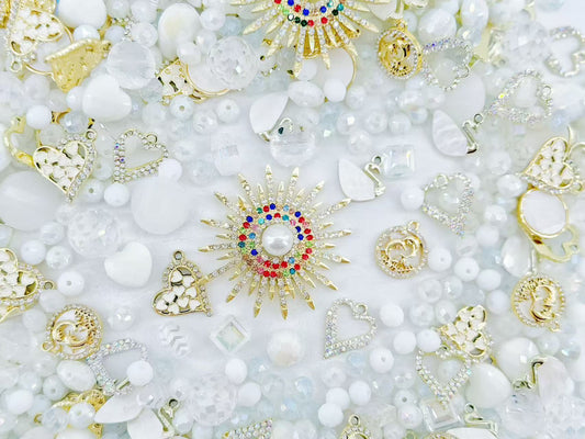 (Artist) Giant Luxury- White Party