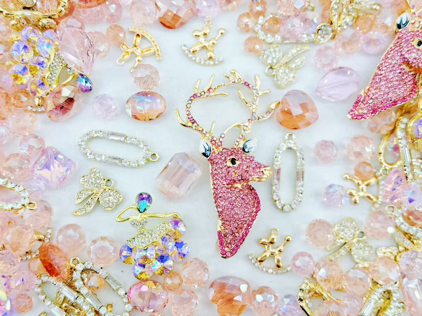 (Artist) Giant Luxury- Pink Deer