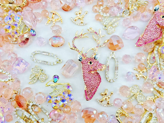 (Artist) Giant Luxury- Pink Deer