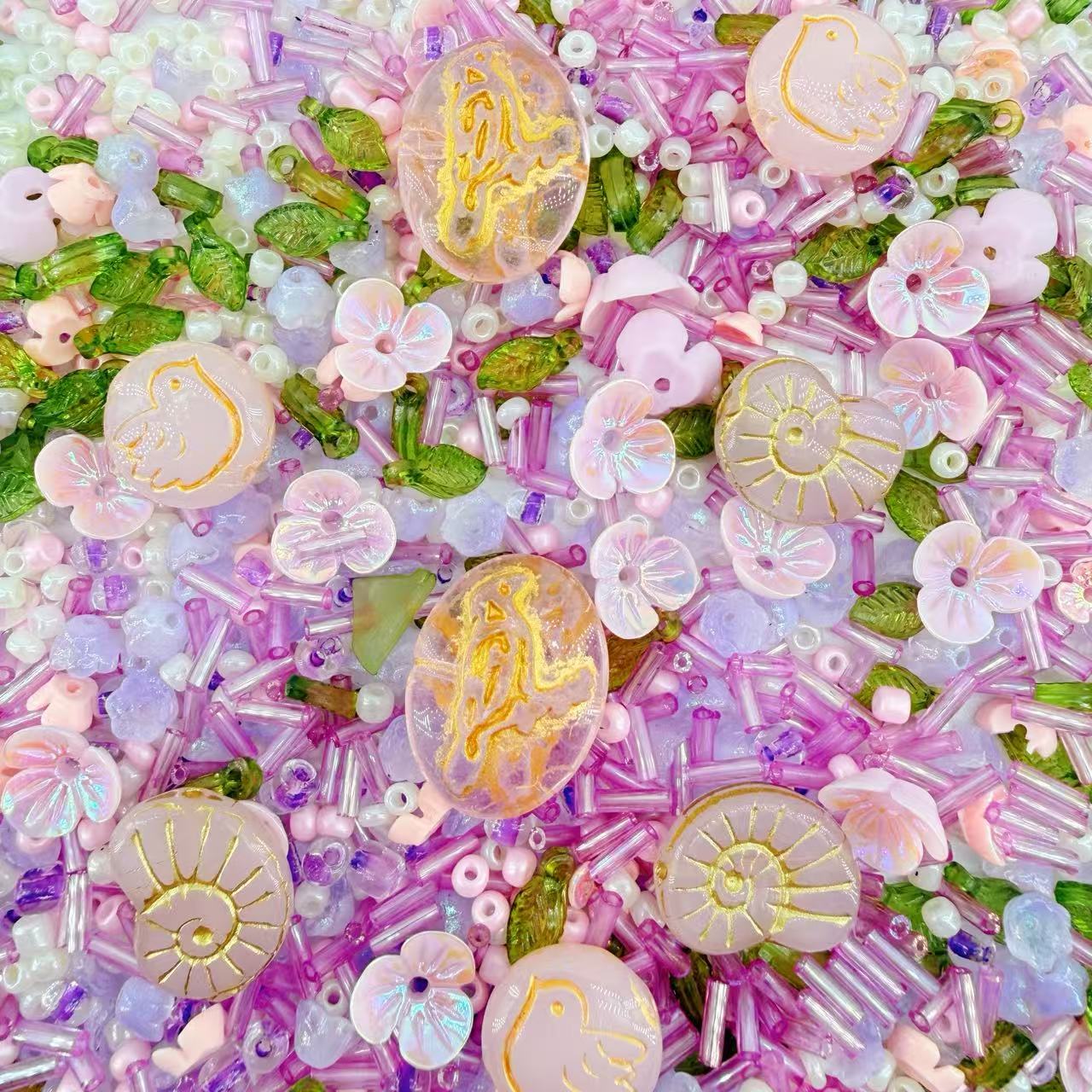 (Artist) Vintage Beads-Last Wonderland