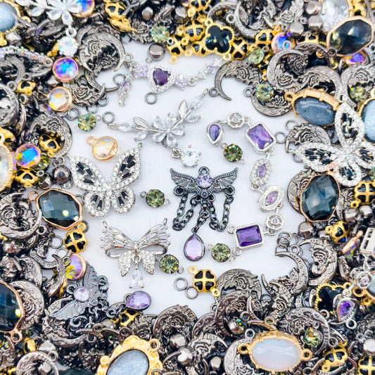 (Fantasy) Elegance-Gothic Muse