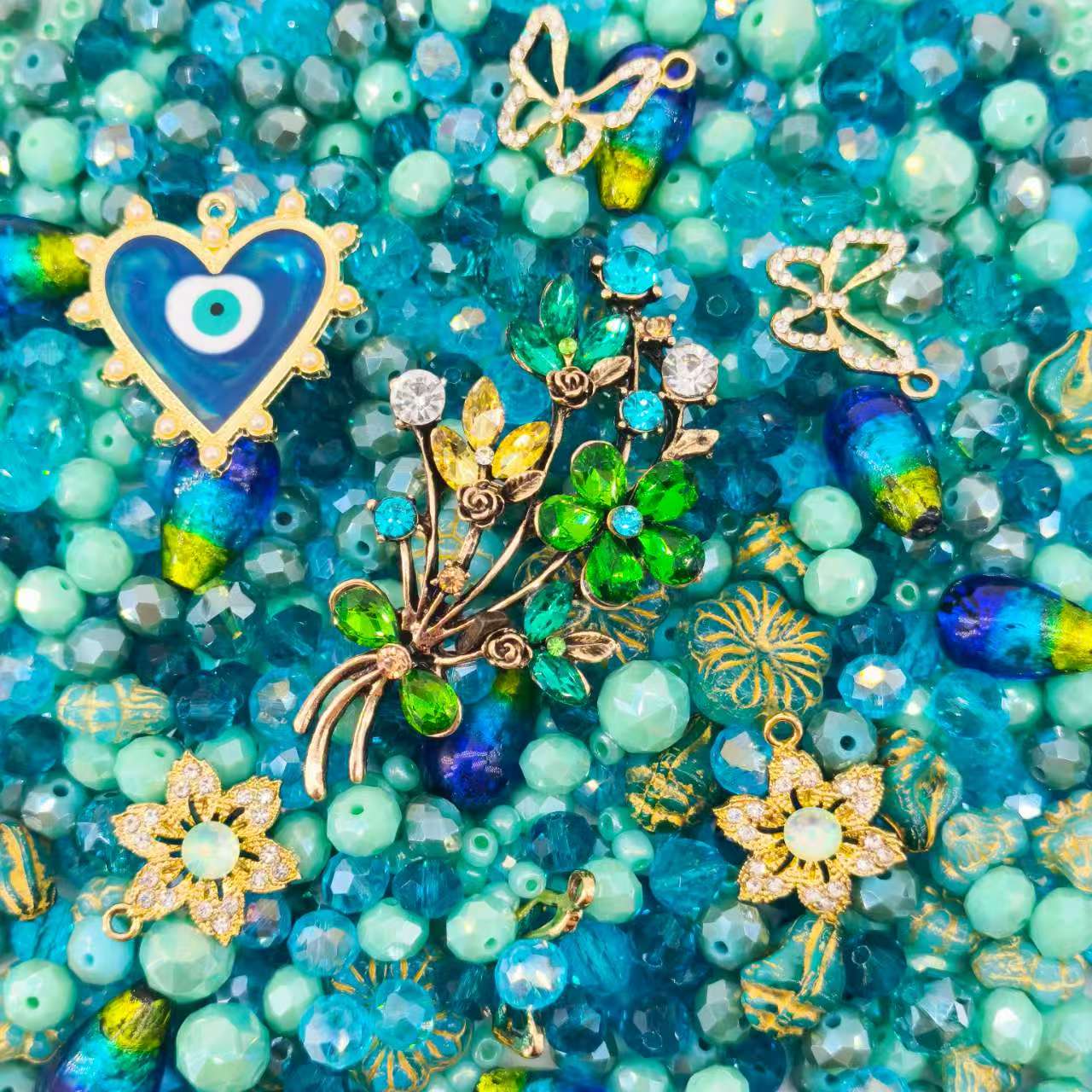 (Artist) Giant Luxury-Jade Blossom