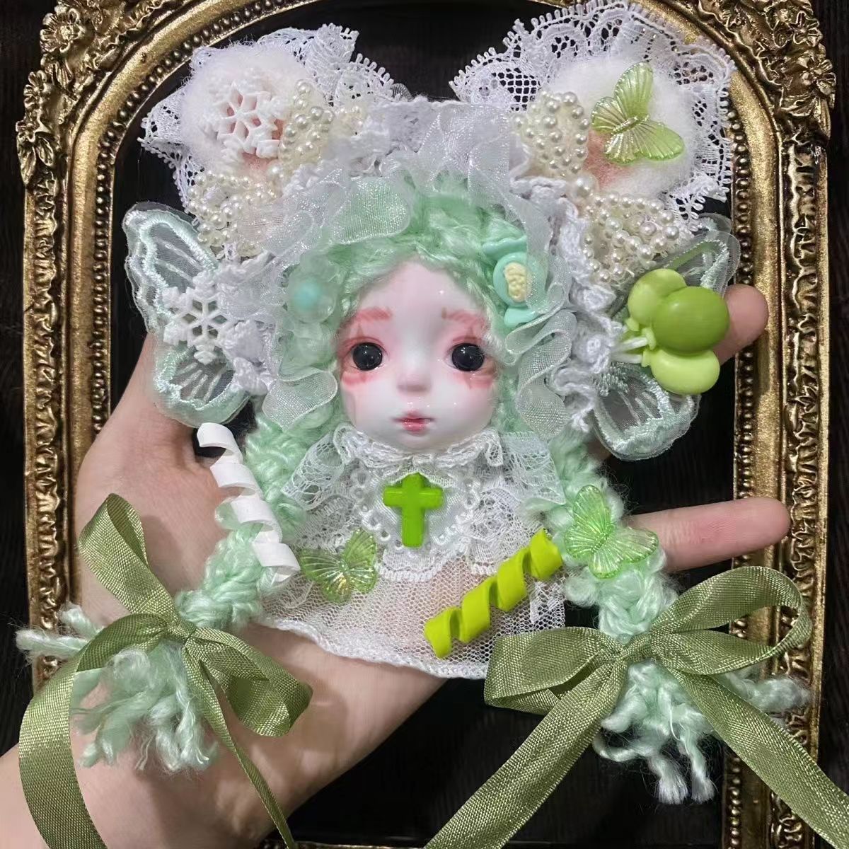 【Pre Order】Green Vivian