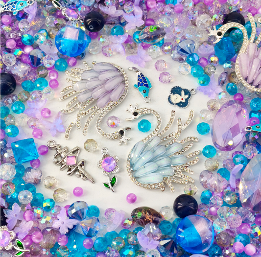 (Fantasy) Giant Luxury-Lavender Swan